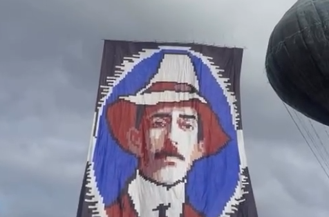 Vídeo: jovens confundem Alberto Santos Dumont com Mc Poze do Rodo e Dom Pedro em vídeo na internet